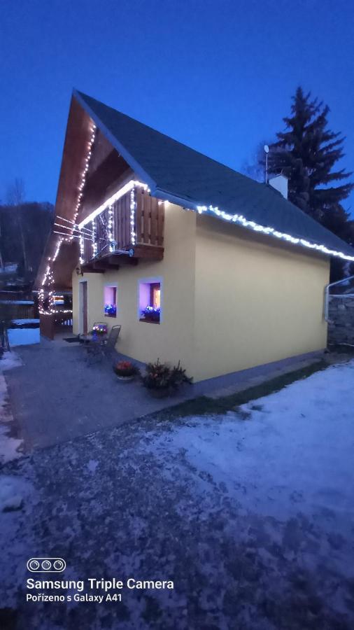 Chata U Lesa Svoboda nad Úpou Buitenkant foto